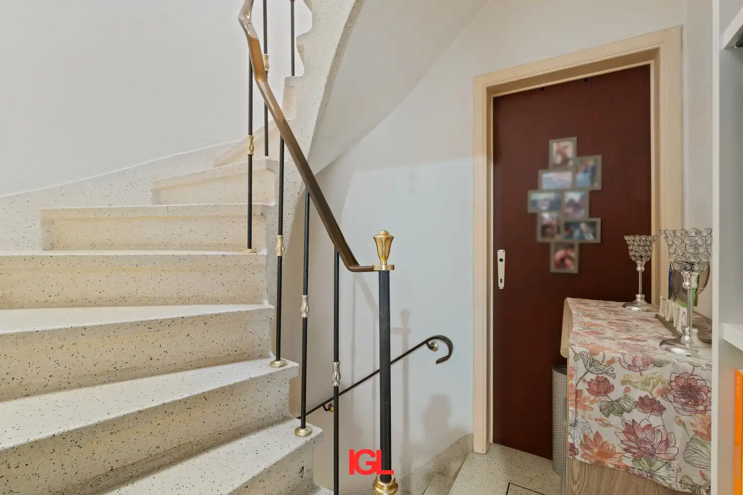 Opbrengsteigendom met 2 appartementen en garage nabij de vijvers van Anderlecht foto 18