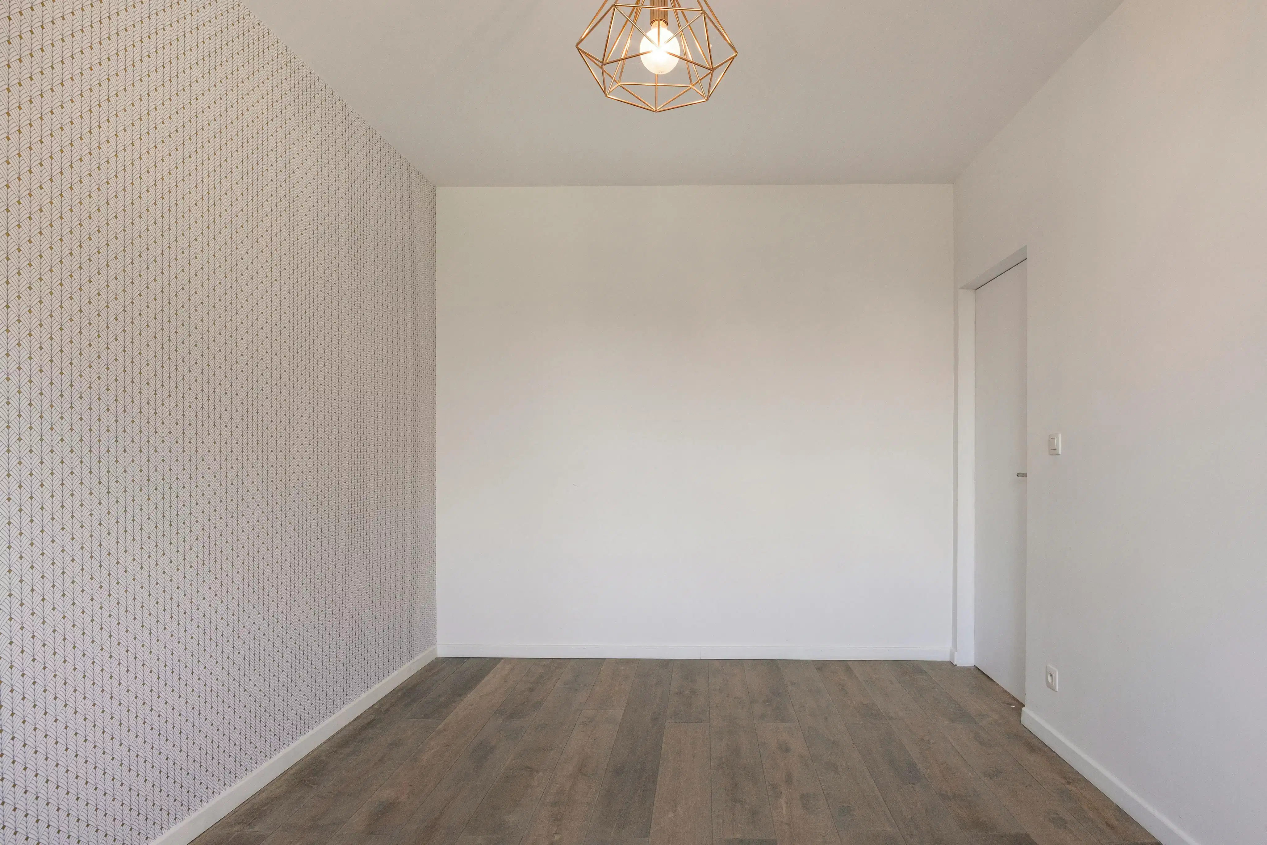 Driegevel huis met 4 slaapkamers, garage en tuin in Wemmel  foto 11