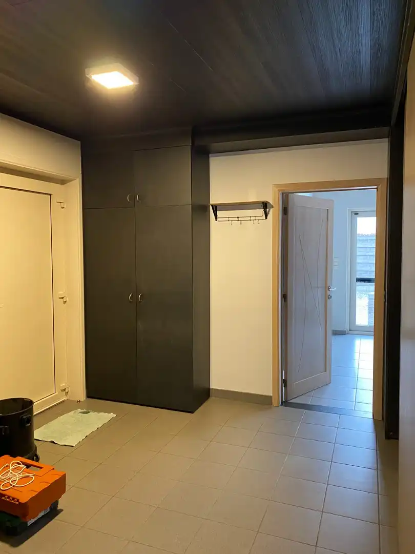 Ruime villa met tuin en zwembad op rustige ligging in Eeklo foto 9