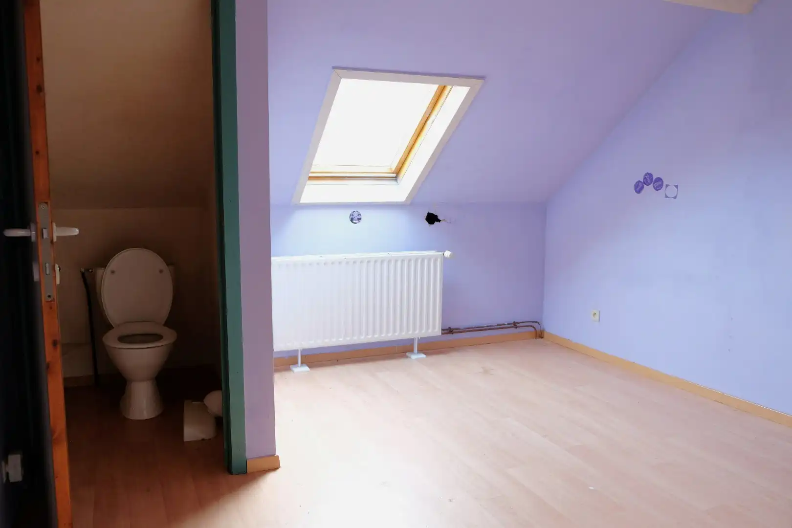 Te renoveren woning met 4 slaapkamers centrum Zottegem foto 13