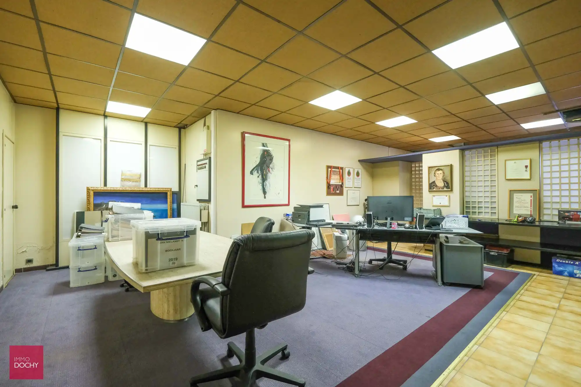 Heel ruime stadswoning met kantoren en tuin foto 22