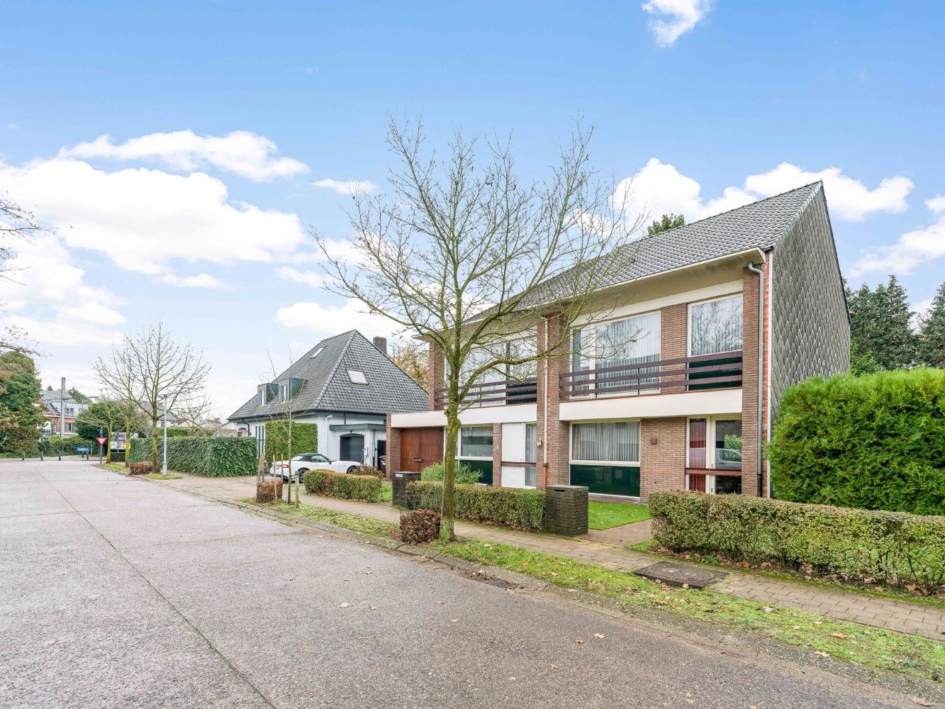 Licht op te frissen woning met 3 slpk. en tuin foto 23