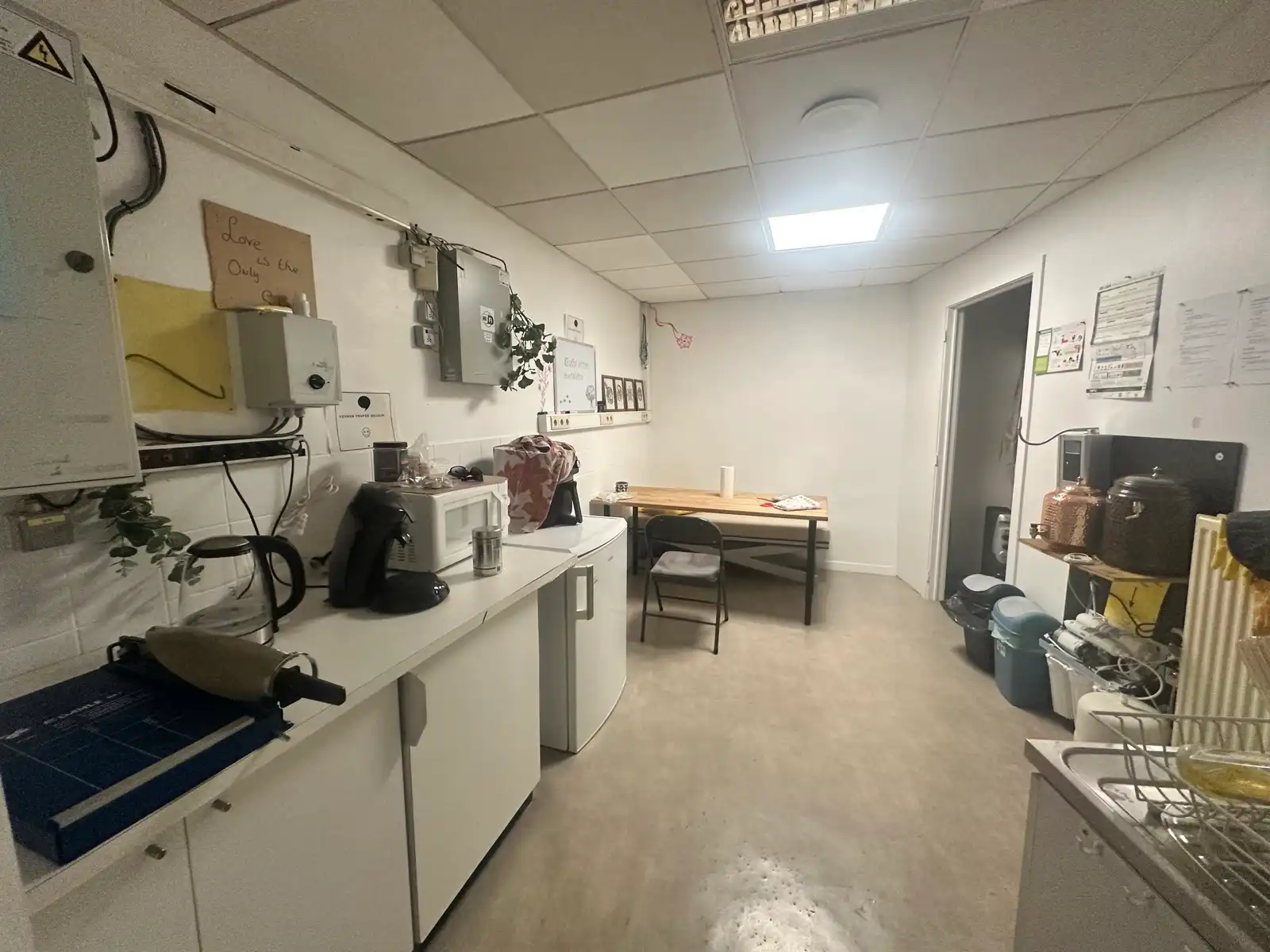 Commerciële opportuniteit op toplocatie foto 17