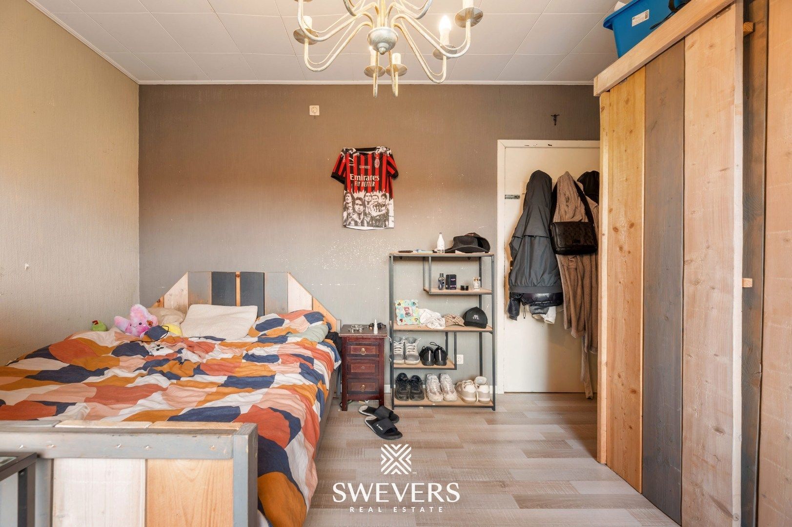 Gezinswoning met vier slaapkamers op ruim perceel in groene omgeving van Heusden-Zolder foto 16