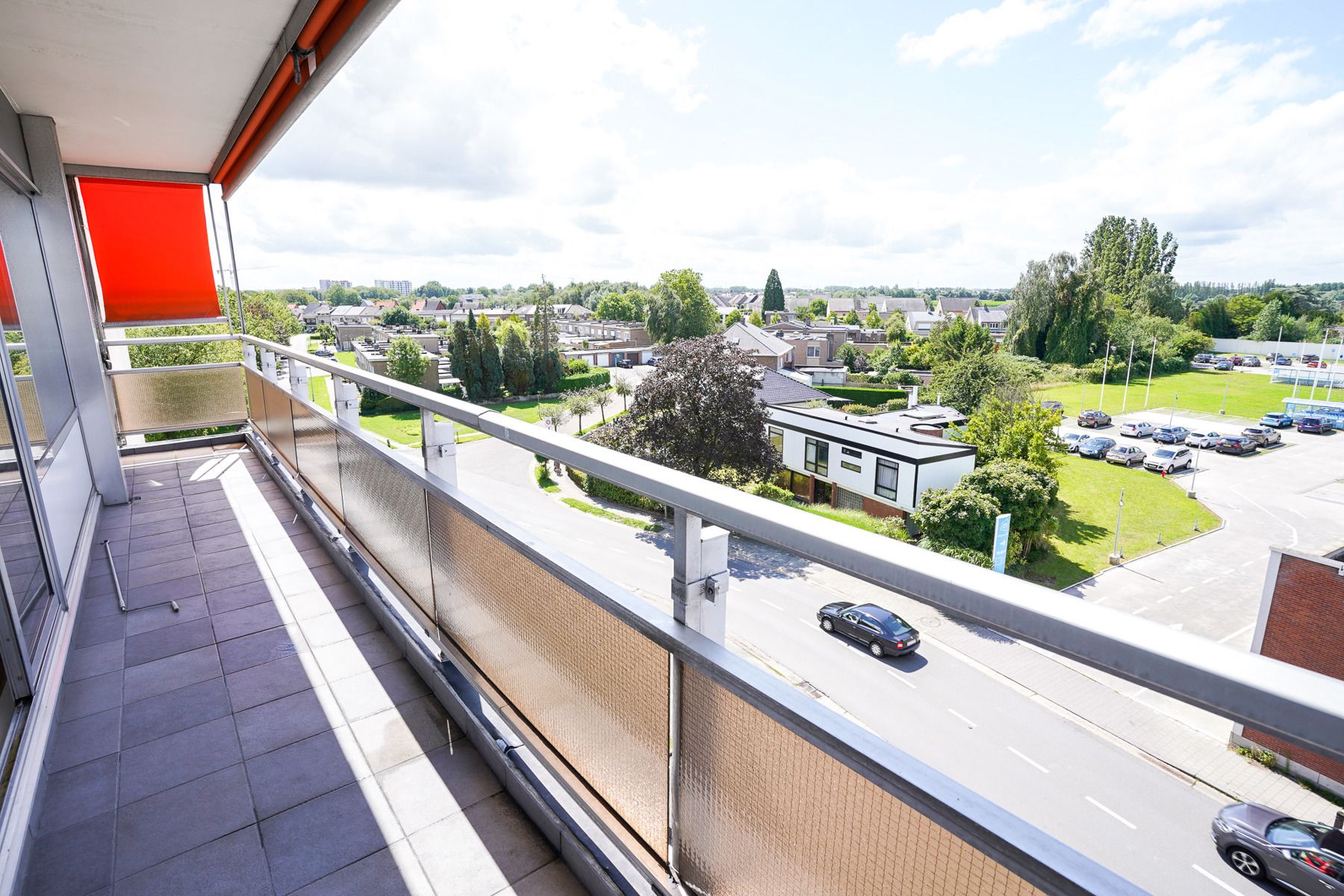 Centraal gelegen appartement met 2 slaapkamers, lift en terras te Willebroek  foto 23