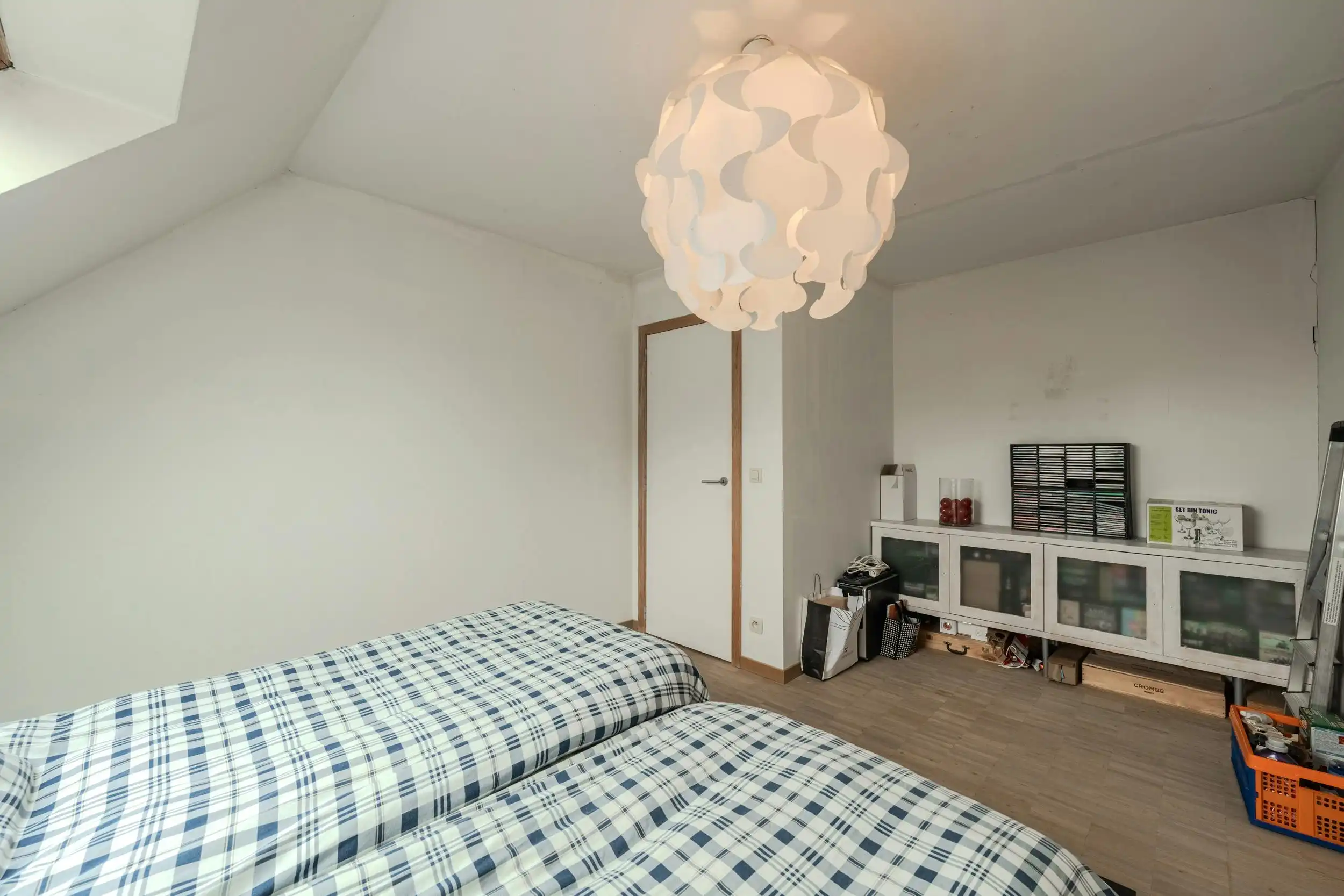 Instapklaar duplex 3 slaapkamer appartement te Bekegem  foto 15