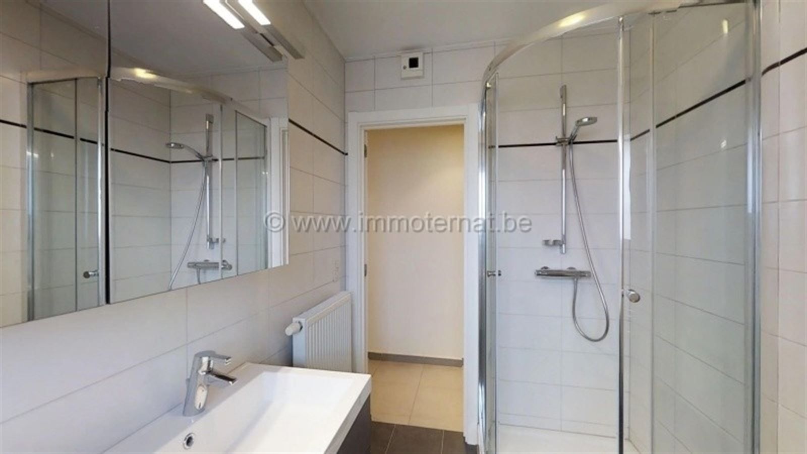 LIEDEKERKE: App. met 2 slpks, terras en staanplaats foto 5