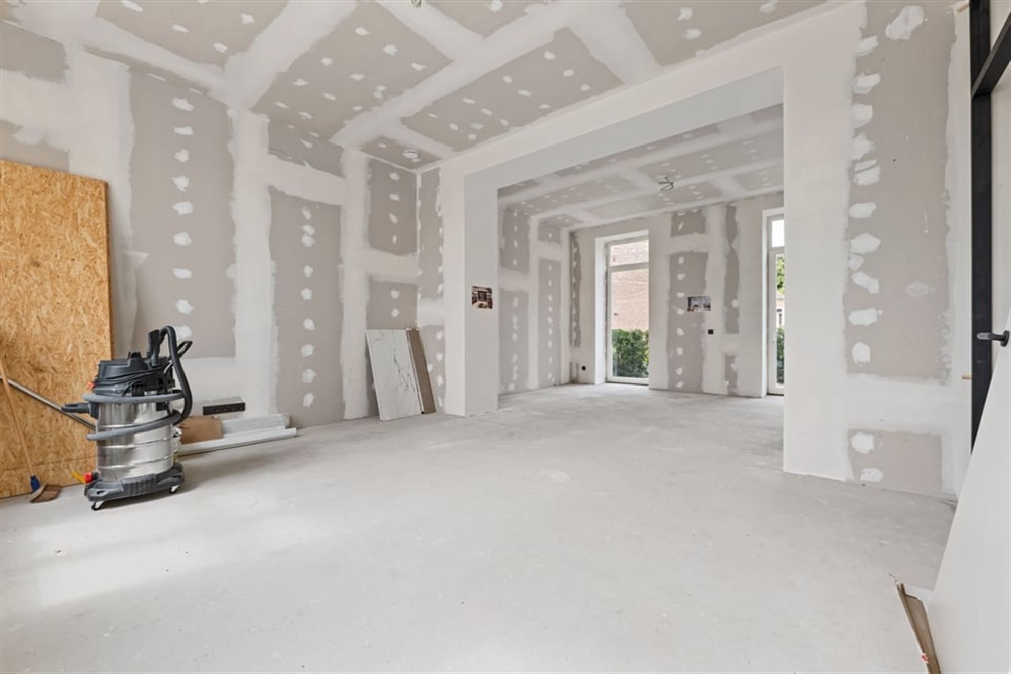 EXCLUSIEF WONEN IN EEN GERESTAUREERDE VIERKANTSHOEVE foto 16