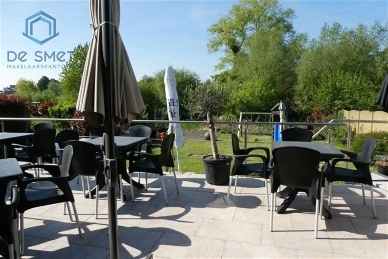 Uniek Handelspand met Woonst, Ruime Feestzaal, Zonnig Terras en Tuin Instapklaar en Veelzijdig! foto 9