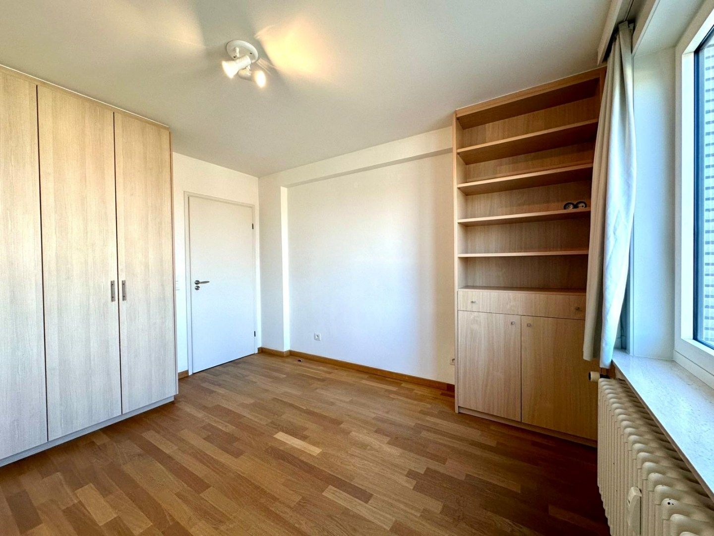 Appartement op centrale ligging te Sint-Andries foto 7