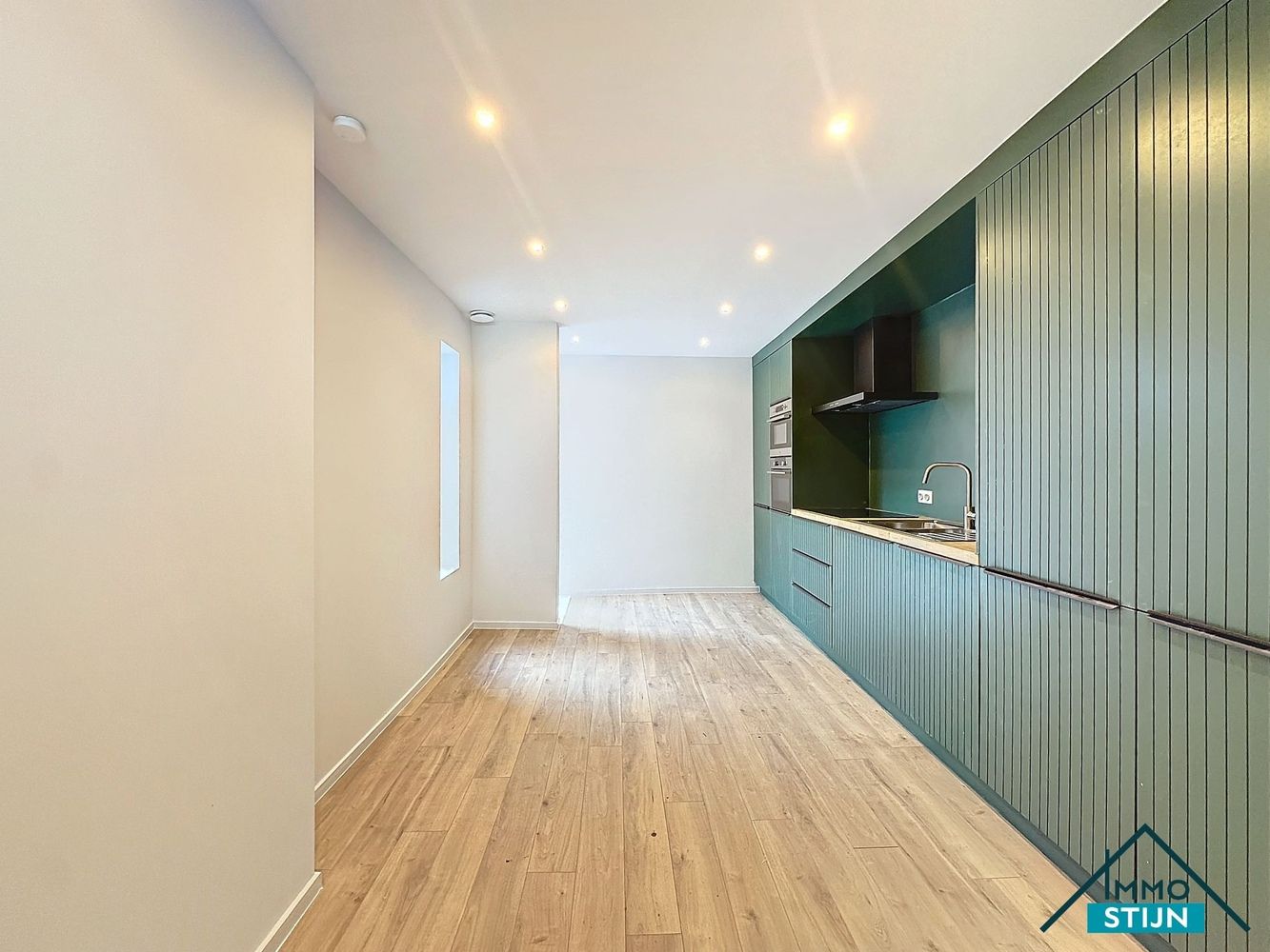 Gelijkvloers appartement met foto 4
