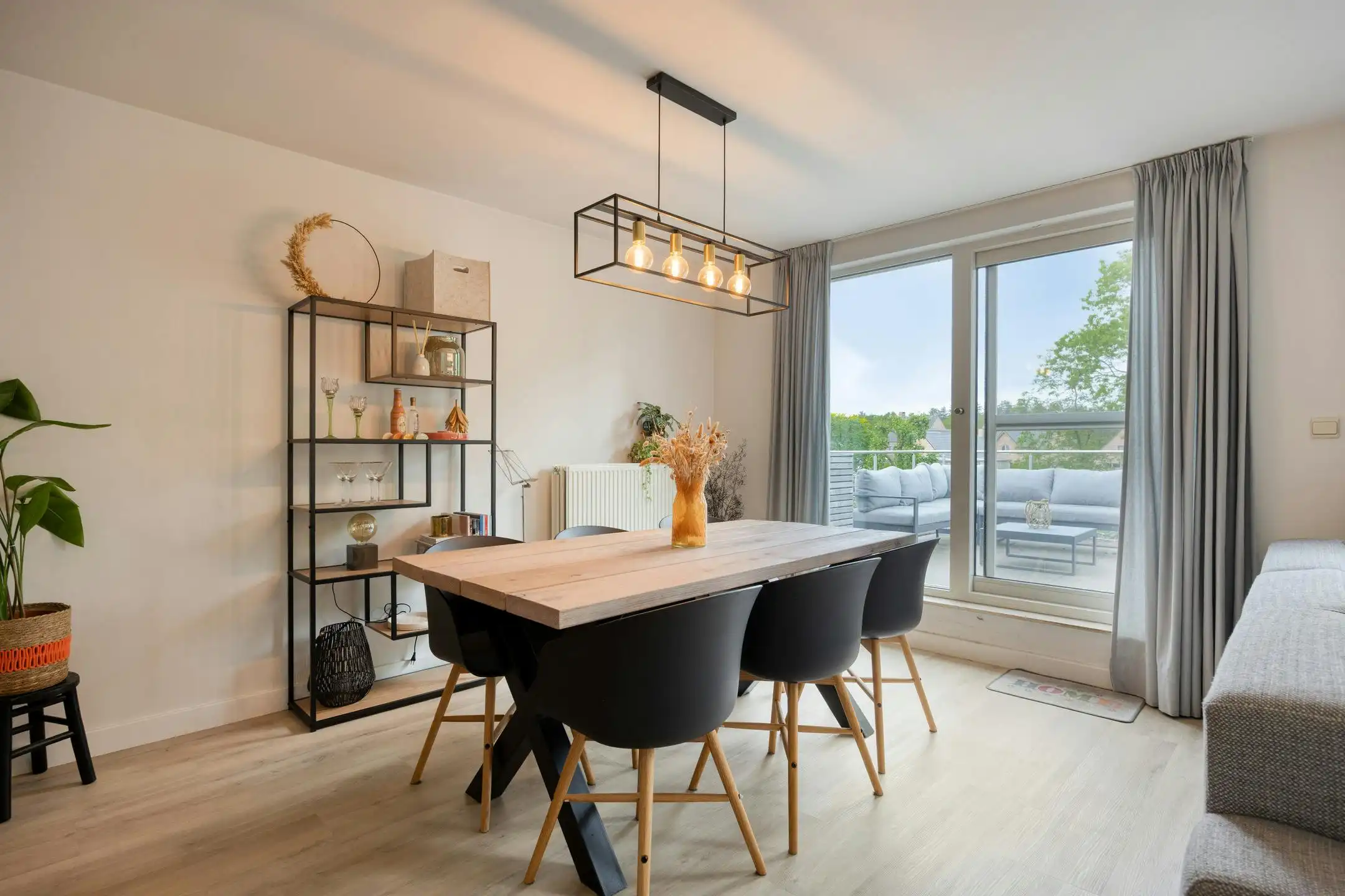 Instapklaar appartement met twee slaapkamers in Wuustwezel! foto 10