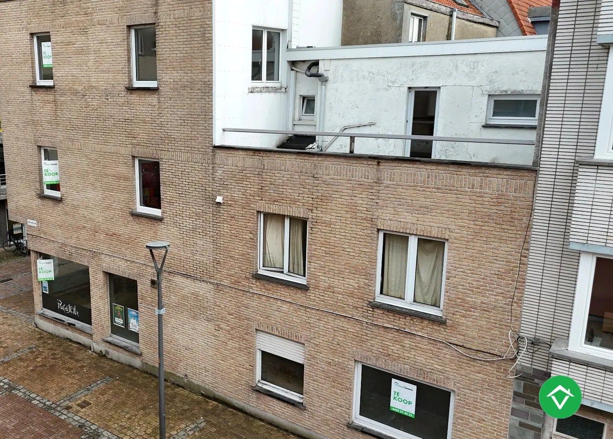 Opbrengsteigendom te koop in centrum Bredene foto 2