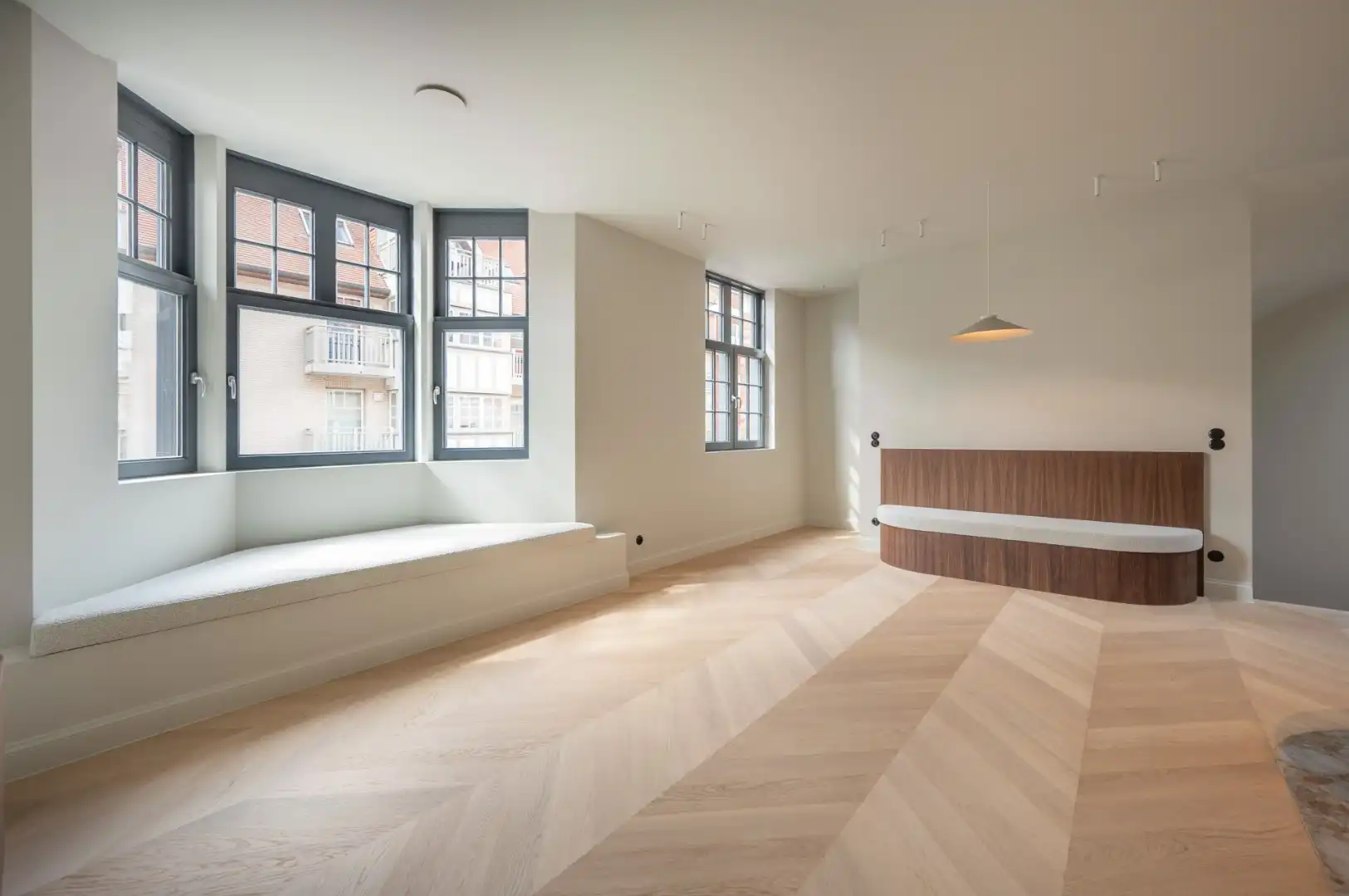 Luxueus afgewerkte nieuwbouwwoning met 4 slaapkamers op enkele stappen van de zee in Heist-aan-Zee foto 7