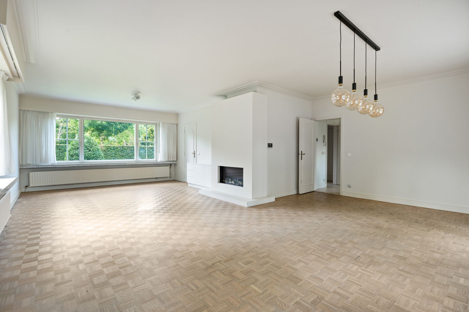 Ruime klassieke villa met zuid-tuin op toplocatie ! foto 5