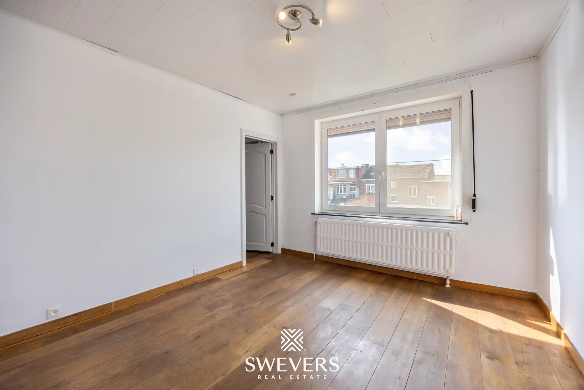 Instapklaar 2-slaapkamer appartement met balkon op rustige ligging foto 7