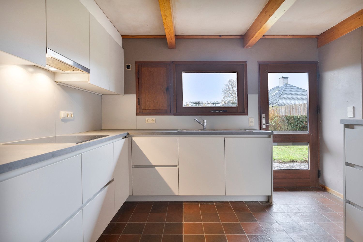 Rustig gelegen te renoveren OB met 3 slks en garage op 612m2! foto 12