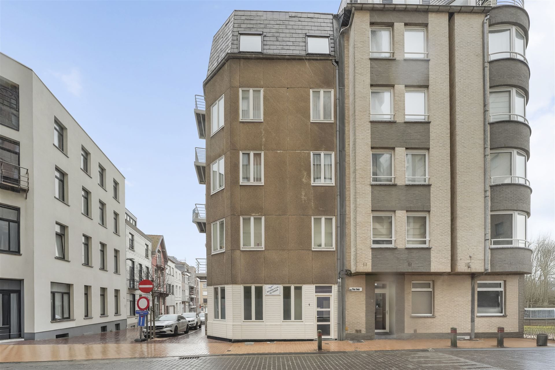 SLAAPHOEK / CENTRALE LIGGING foto 19