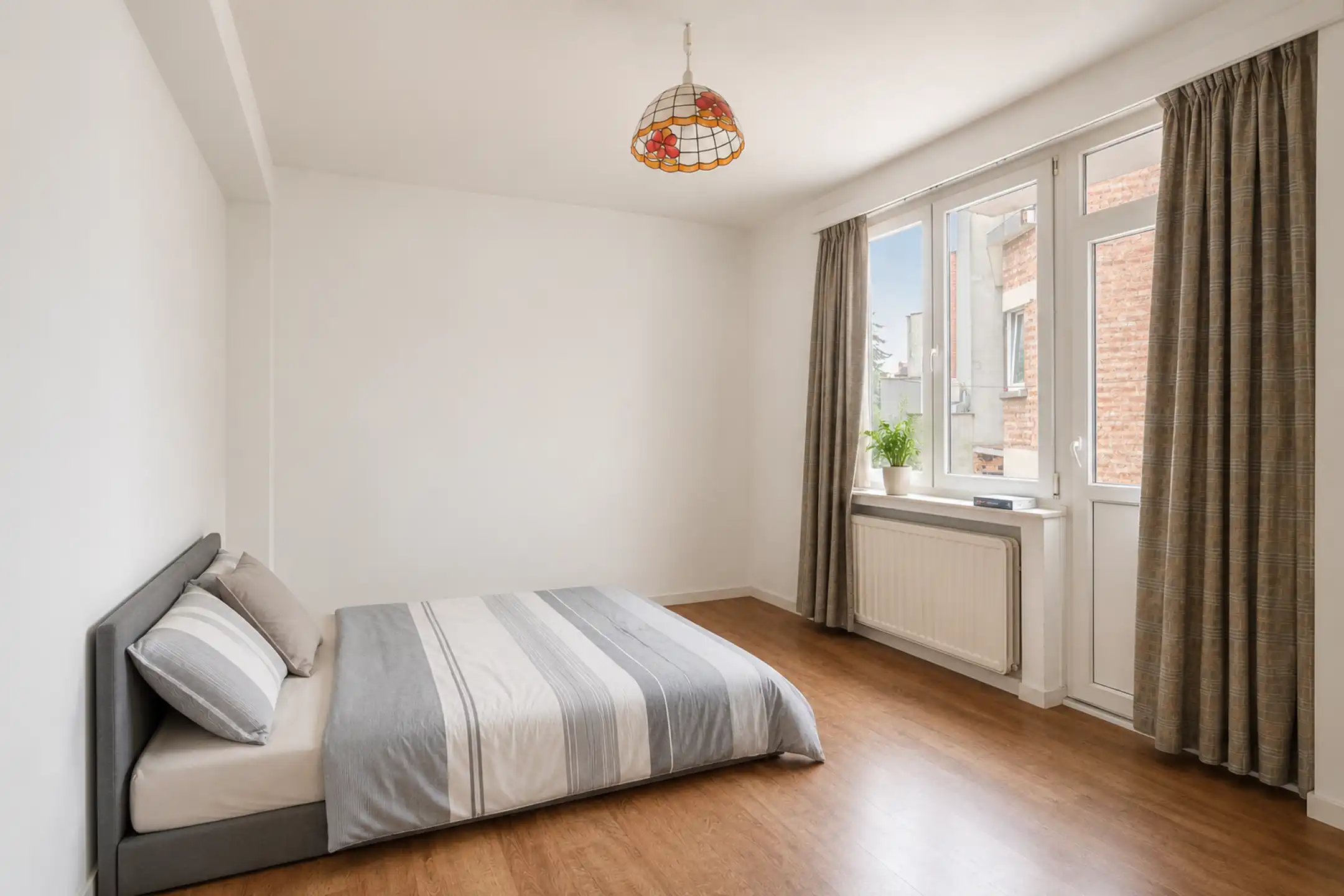 Instapklaar/gerenoveerd 1slaapkamerappartement op toplocatie foto 5
