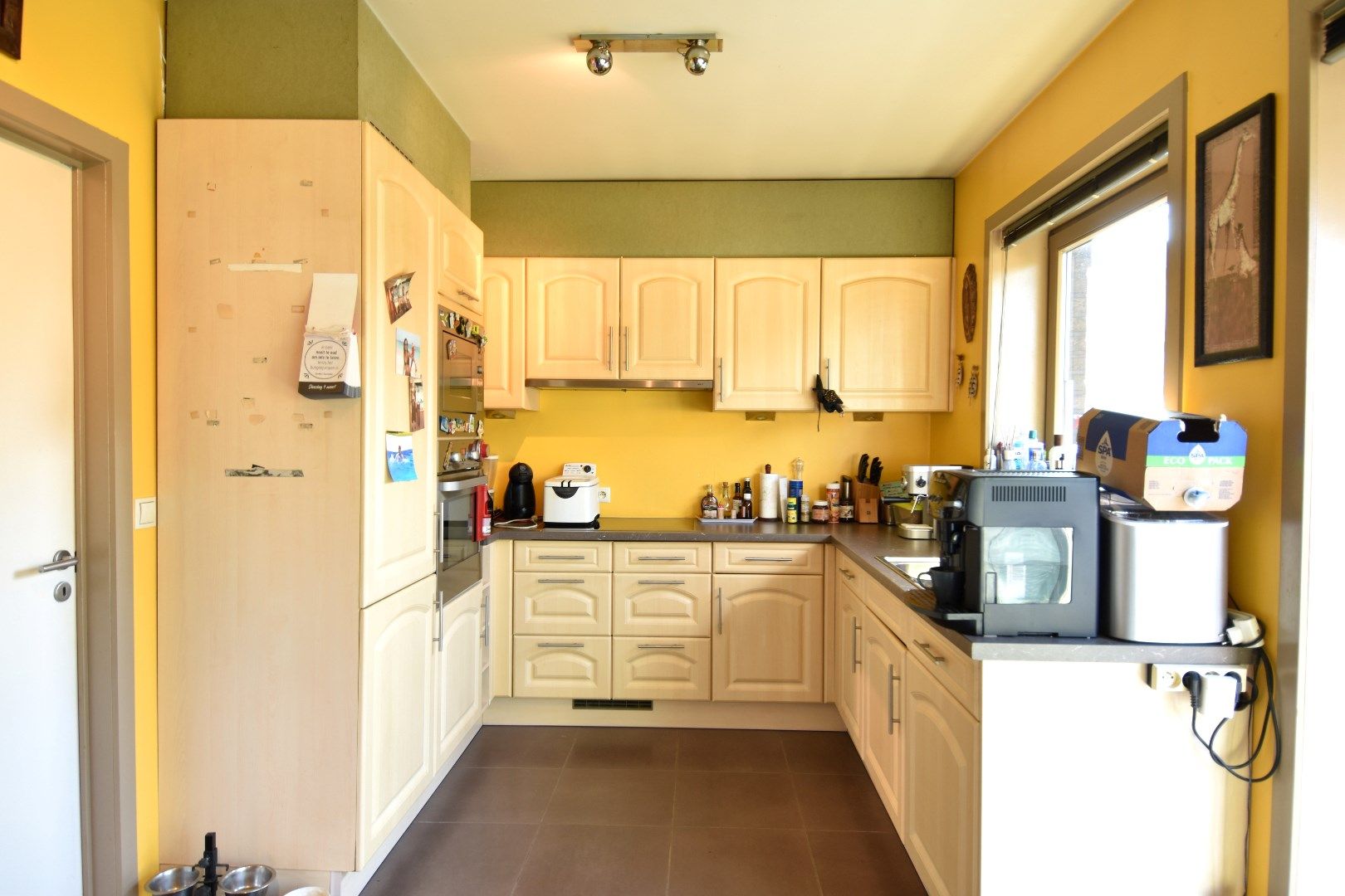 Instapklare woning (BJ 2010) met 3 slaapkamers, garage en mooi stukje tuin te koop in Heule foto 5