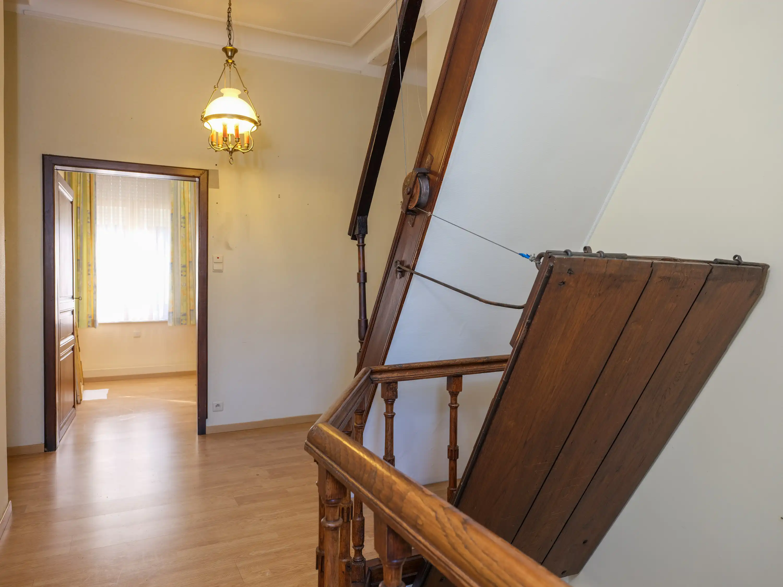 Karaktervolle pastorijwoning met groot perceel van 3.850 m² foto 10