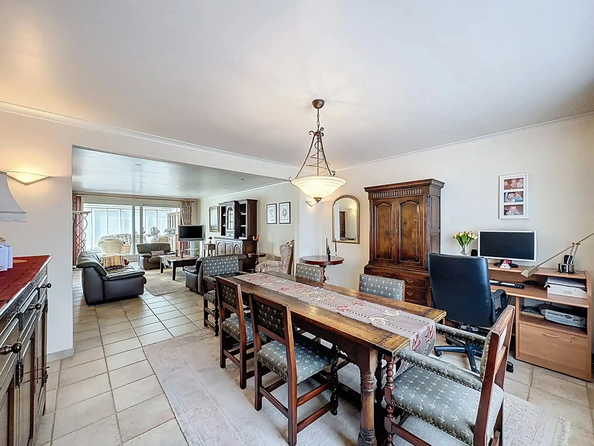 Te koop: Ruim duplex appartement met 4 slaapkamers in Lommel foto 11