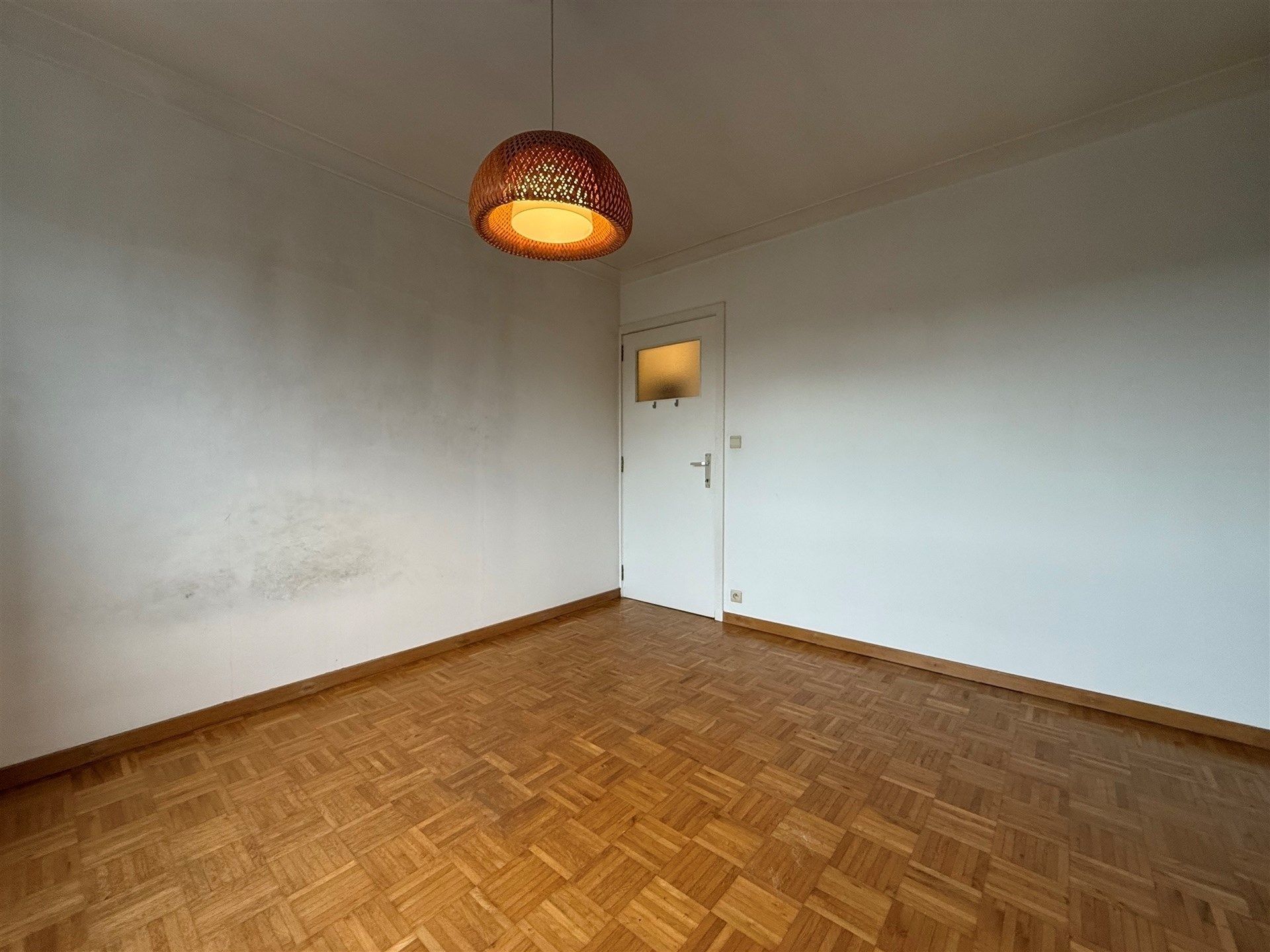 Centraal gelegen appartement met 2 slaapkamers. foto 17