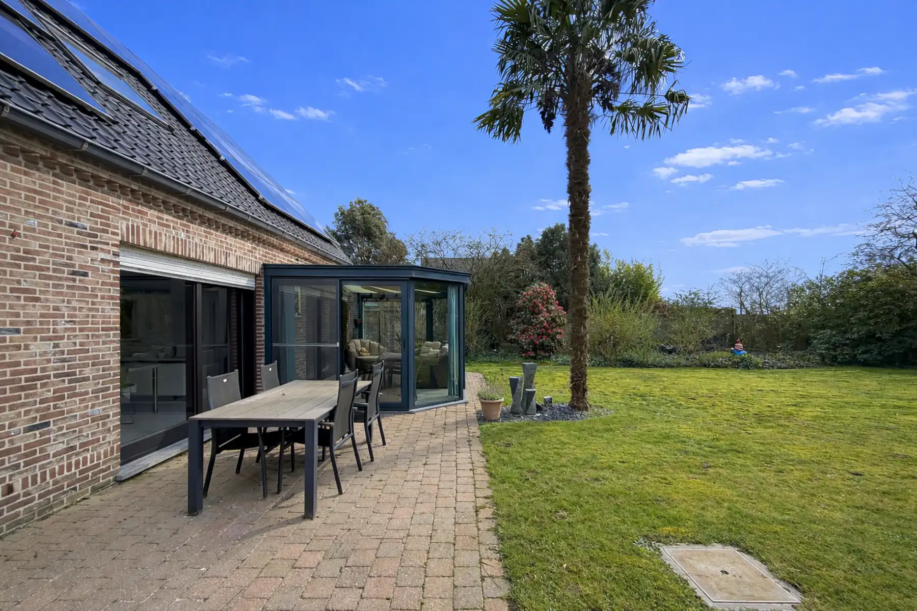 Villa met 4 slaapkamers en zongerichte tuin foto 30