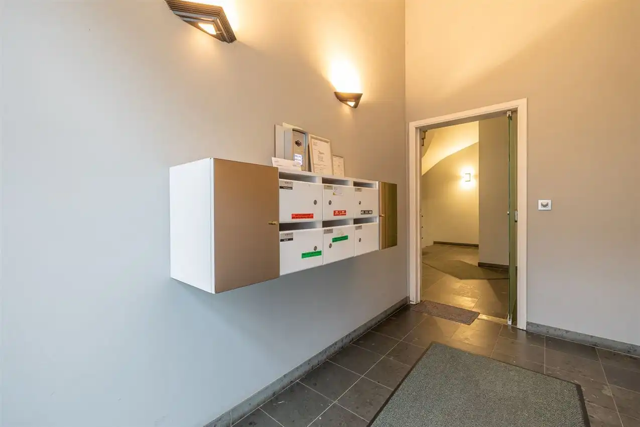 rolstoeltoegankelijk appartement in herenhuisstijl foto 23