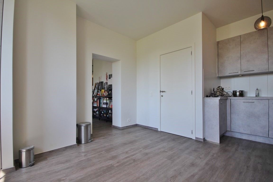 Duplexappartement op wandelafstand van het openbaar vervoer foto 5