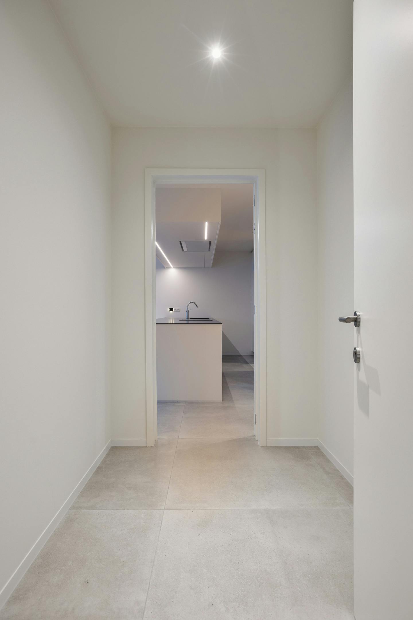 Nieuwbouwappartement te koop in de Ieperstraat in Poperinge foto 7