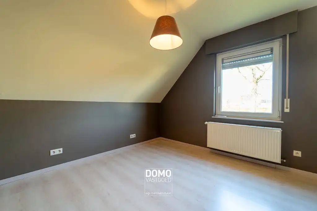 Wonen in alle rust: instapklare open bebouwing met ruime zonnige tuin te Stokrooie foto 16