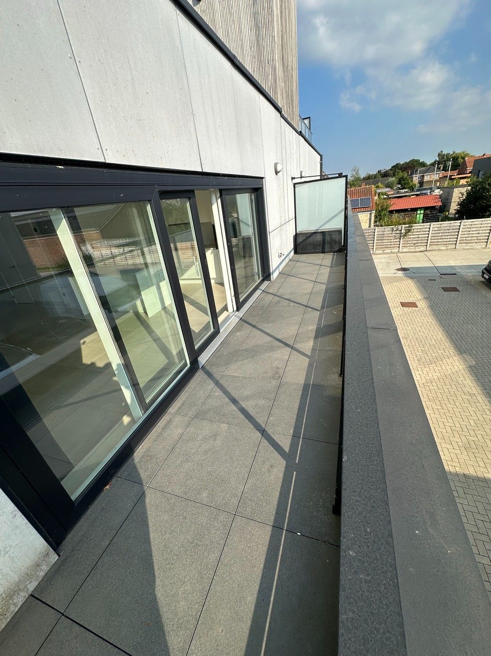 ENERGIEZUINIG NIEUWBOUW APPARTEMENT met Zonnepanelen, ZONNE-terras, private parkeerplaats en fietsenberging te huur in hartje Veldegem! foto 16