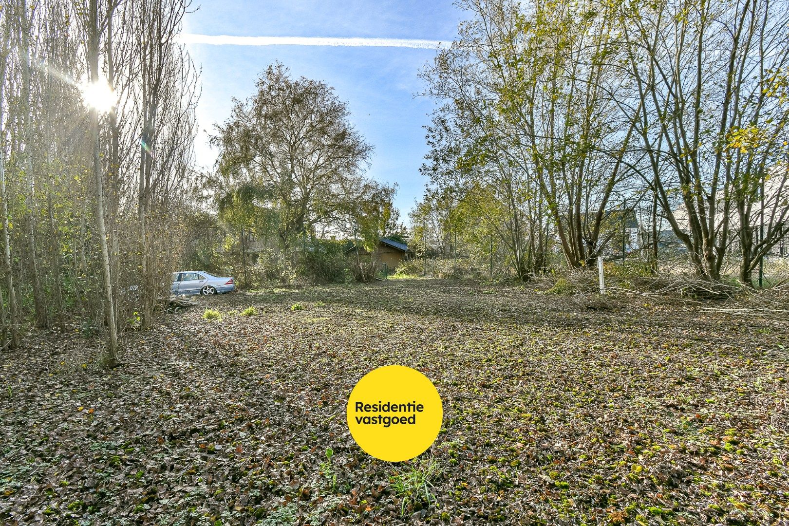 Ruim perceel bouwgrond foto 4