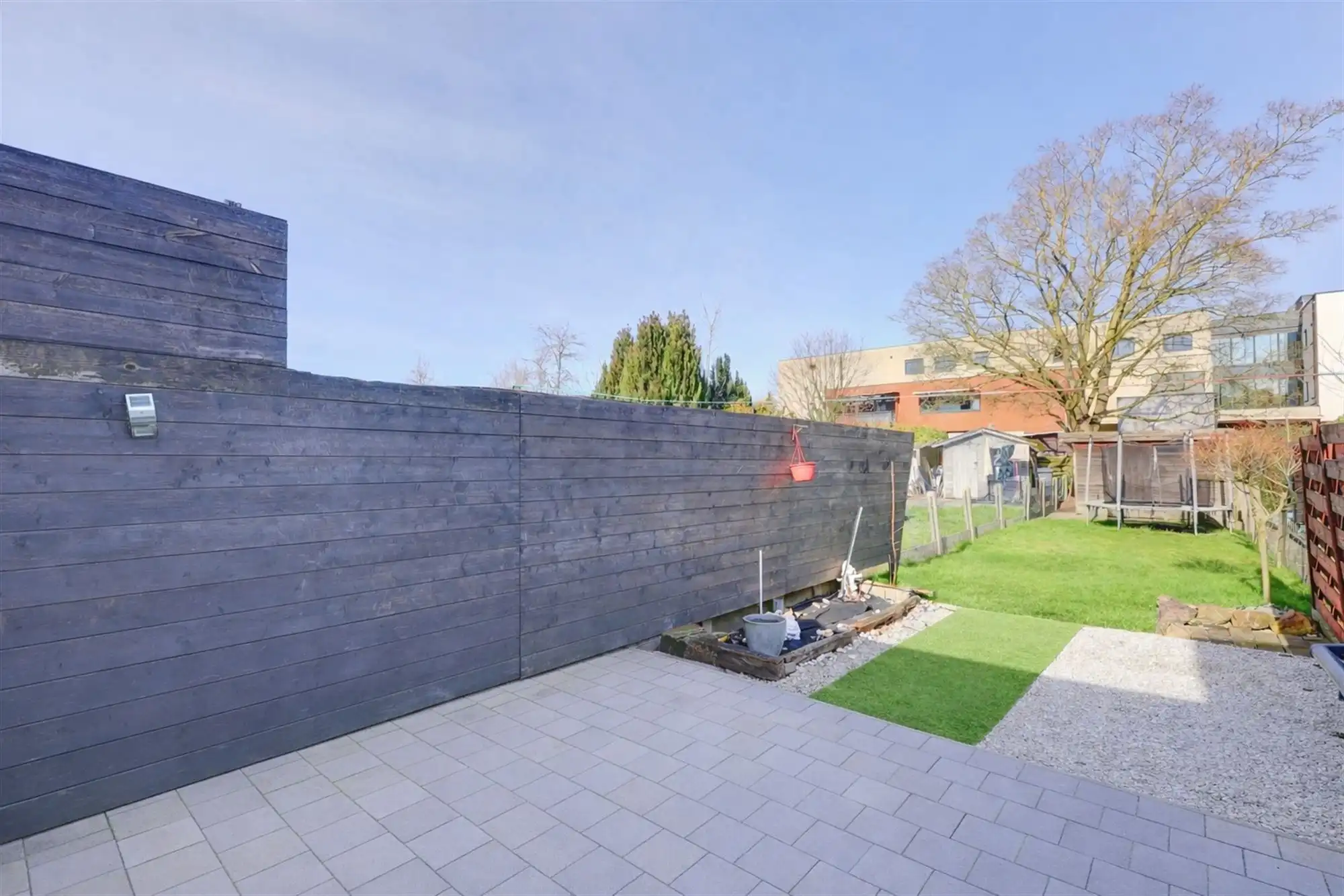 Instapklare woning met zonnige tuin  in Sint-Niklaas foto 3