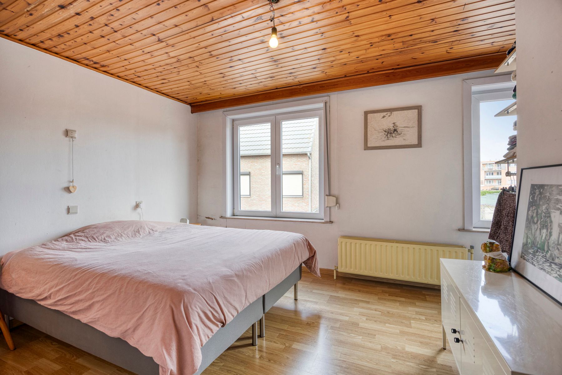 Instapklare woning met veel lichtinval in hartje Zele foto 10