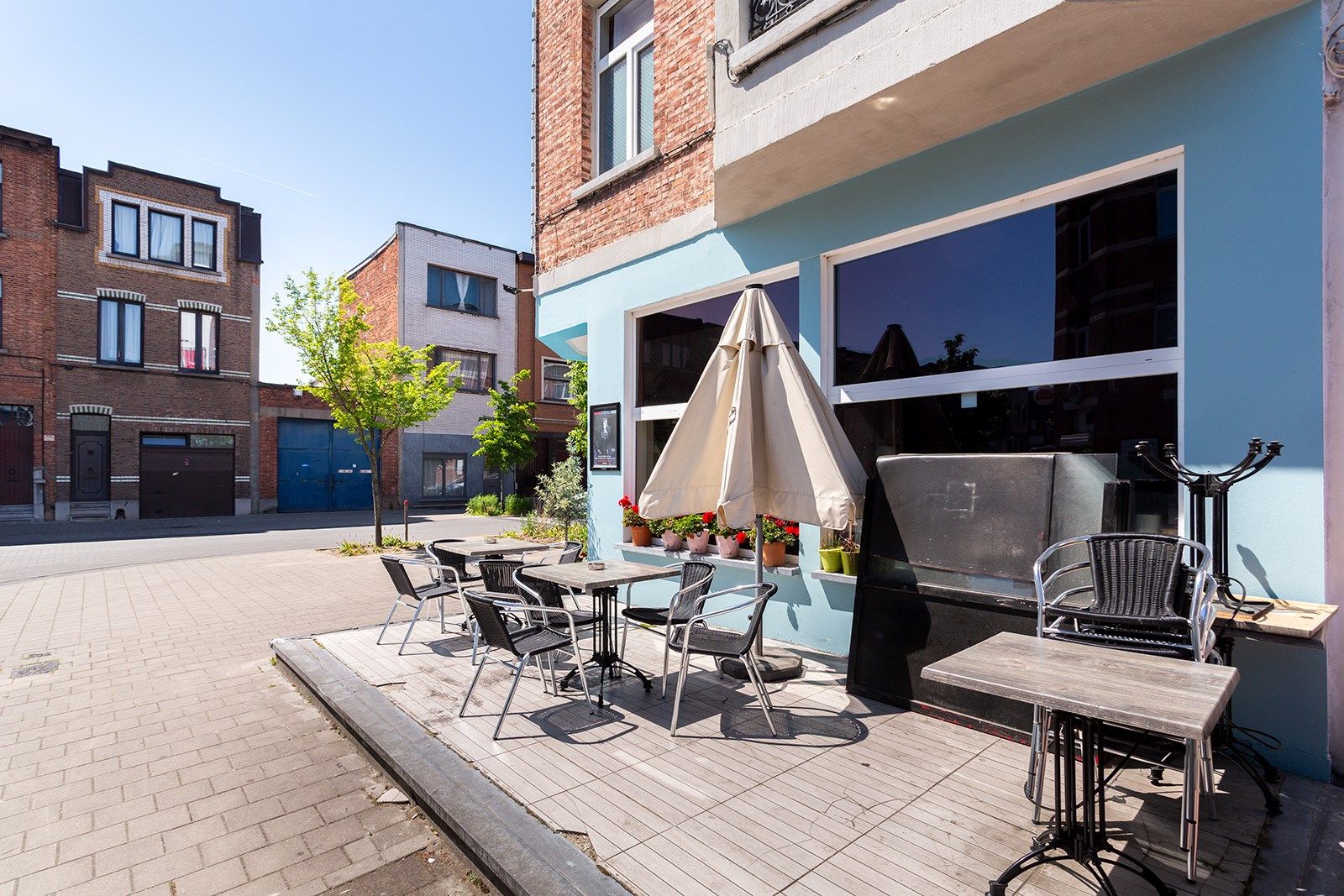 Lichtrijk hoek appartement met karakter!  foto 5