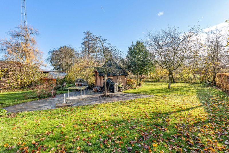 Statige villa op een perceel van 42are 70ca foto 38