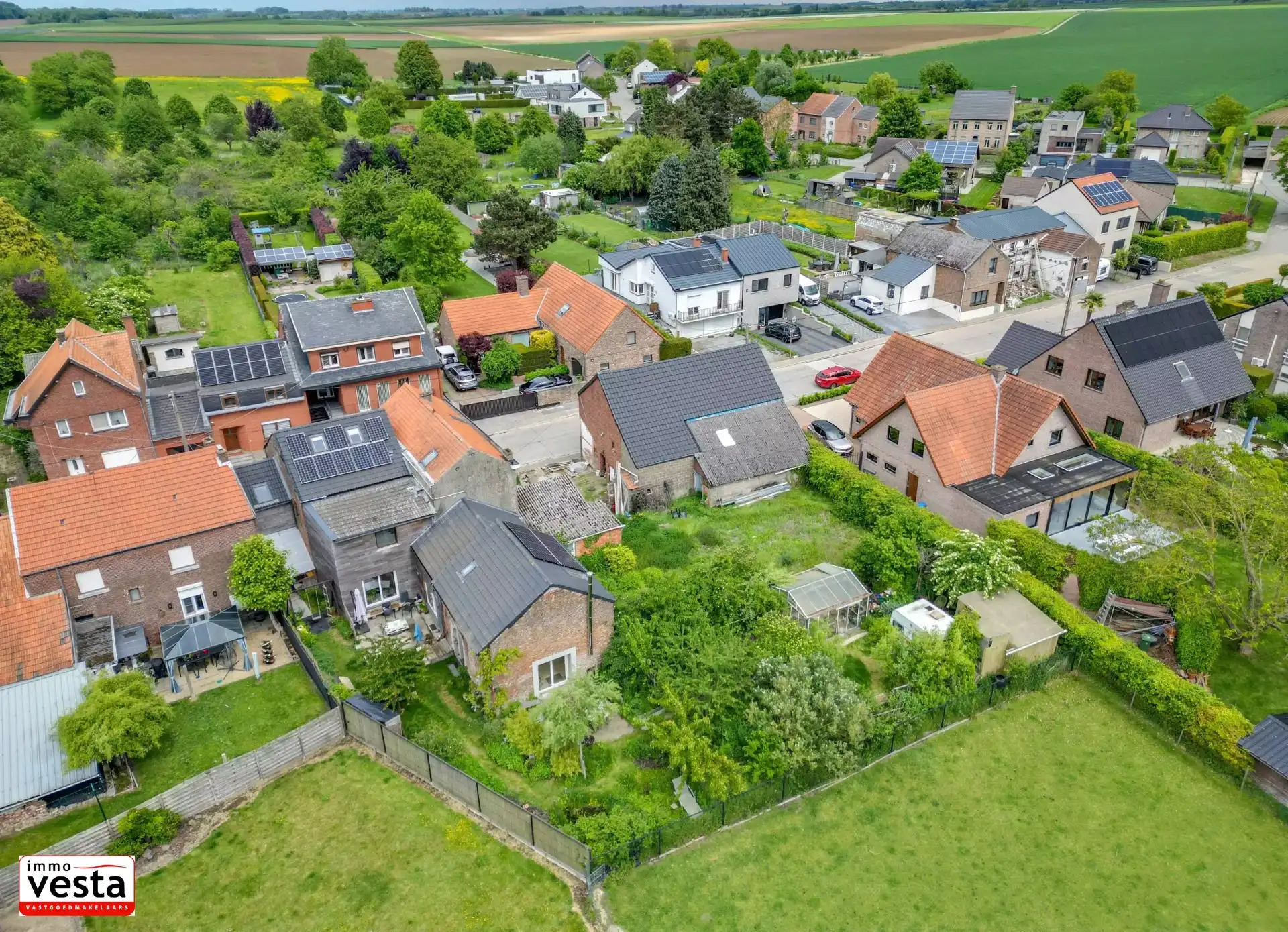 Ruime gezinswoning met 5 slaapkamers in Gingelom foto 34
