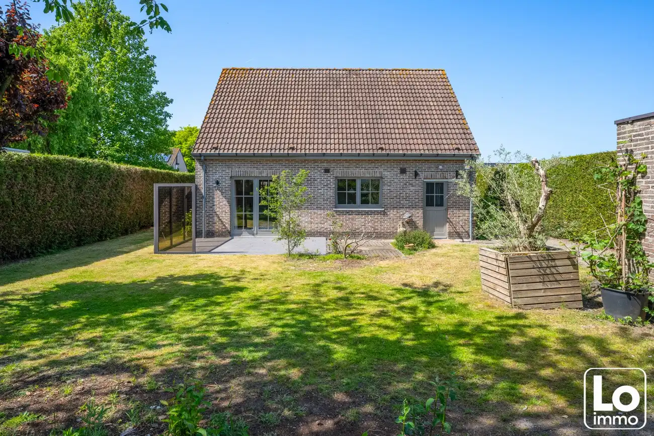 Charmante woning met zuid gerichte tuin in rustige buurt van Lochristi foto 15