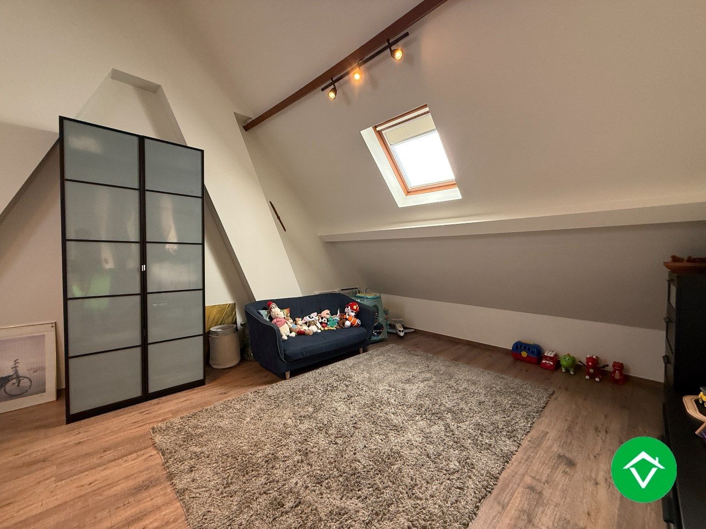 Prachtig gerenoveerde woning met 3 slaapkamers en tuin te Roeselare - vrij vanaf 1/04/2026. foto 19