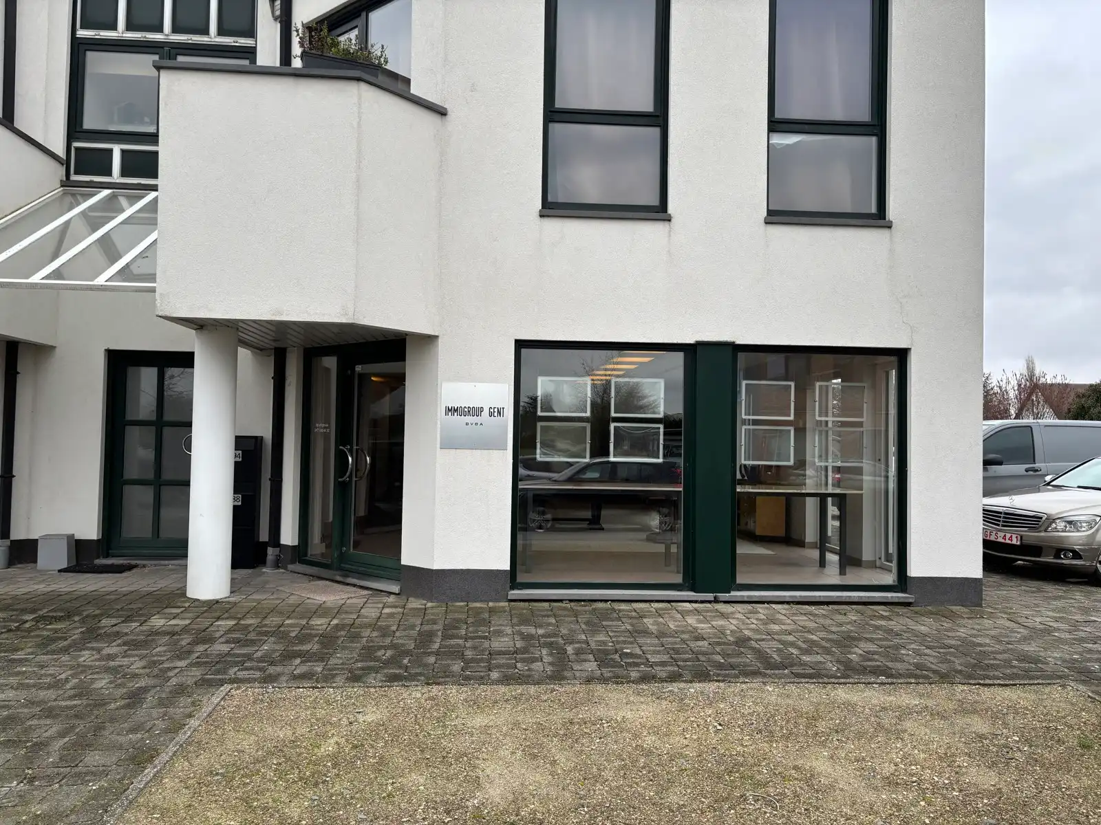 Instapklaar handelspand met topligging in Drongen foto 3