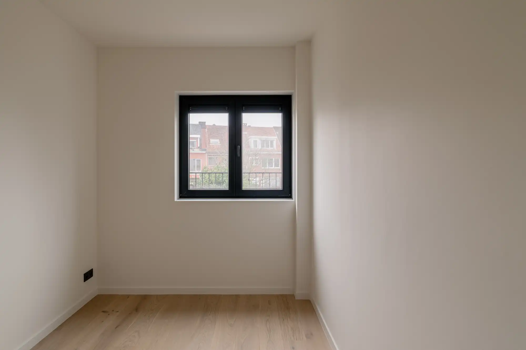 Geen typische renovatie: onberispelijk appartement met 2 slaapkamers nabij Fort V in Edegem foto 9