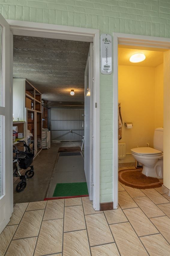 Label c, 4 slpk, mooie tuin, traplift, vernieuwd foto 10