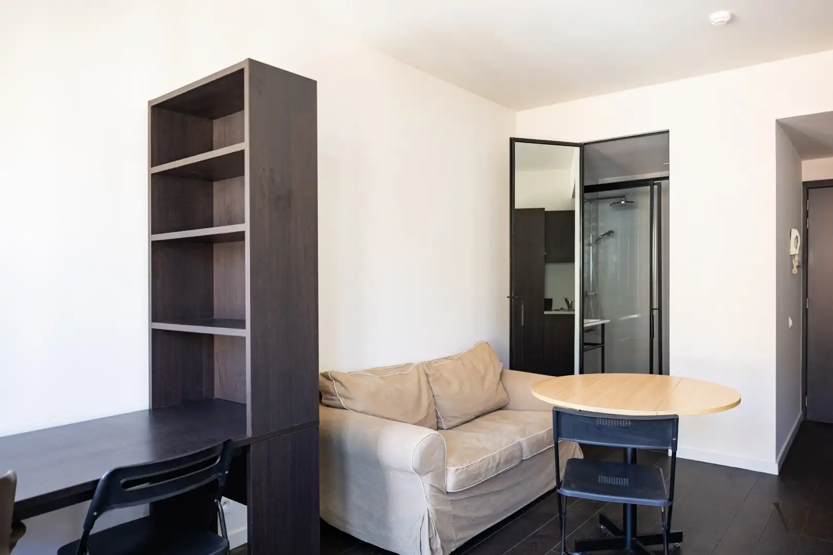 Bemeubelde studio vlakbij centrum en UZ Gasthuisberg foto 3