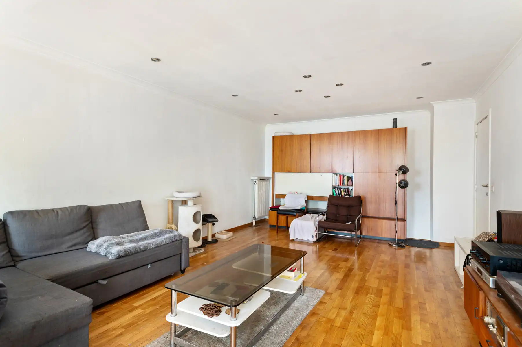 Wonen in de Nationalestraat, met terras en autostaanplaats foto 3