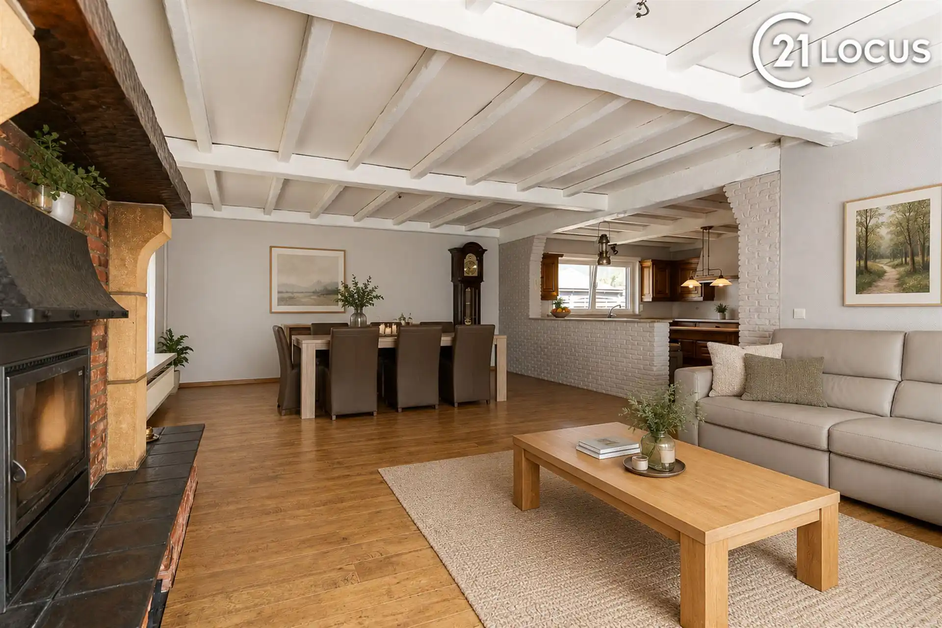 Verrassend ruime bungalow met 133 m² bergzolder foto 7