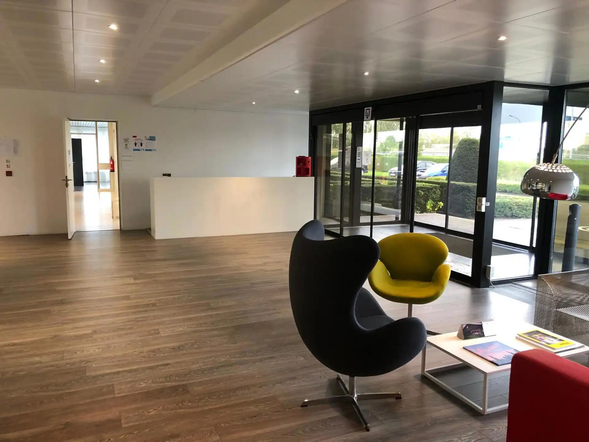 Logistiek magazijn langs E17 tot +/- 3.000m² met loskades foto 6