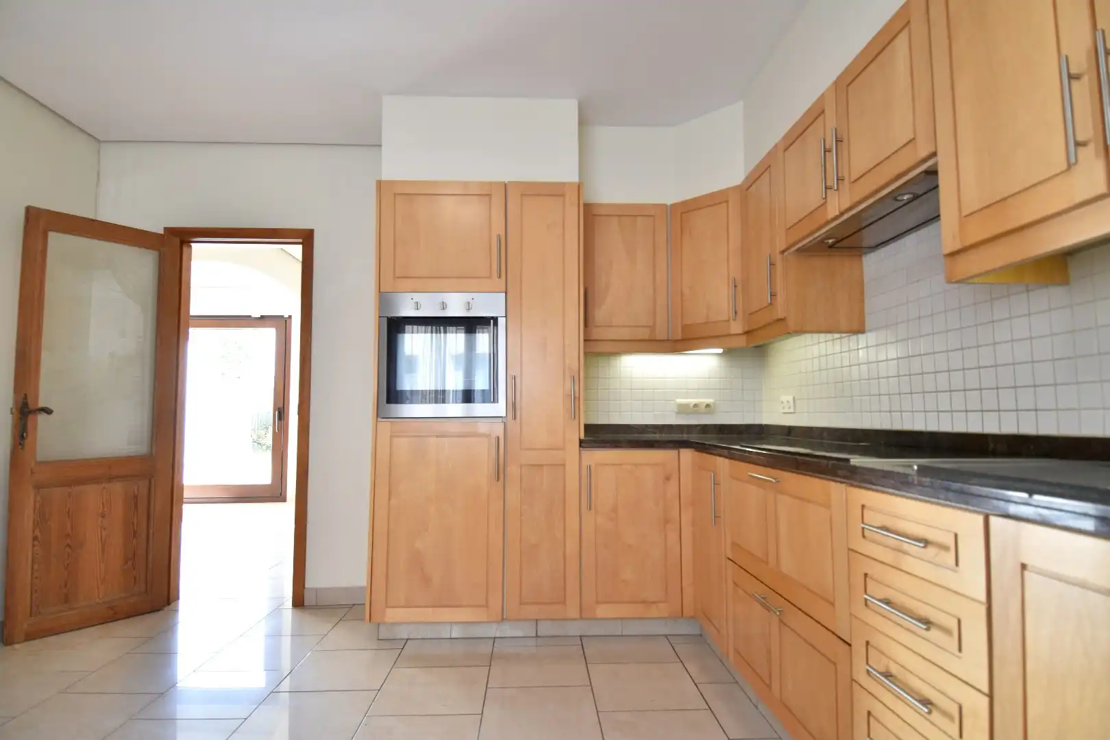 Gezellige woning met 2 slaapkamers en een mooi stukje tuin foto 10