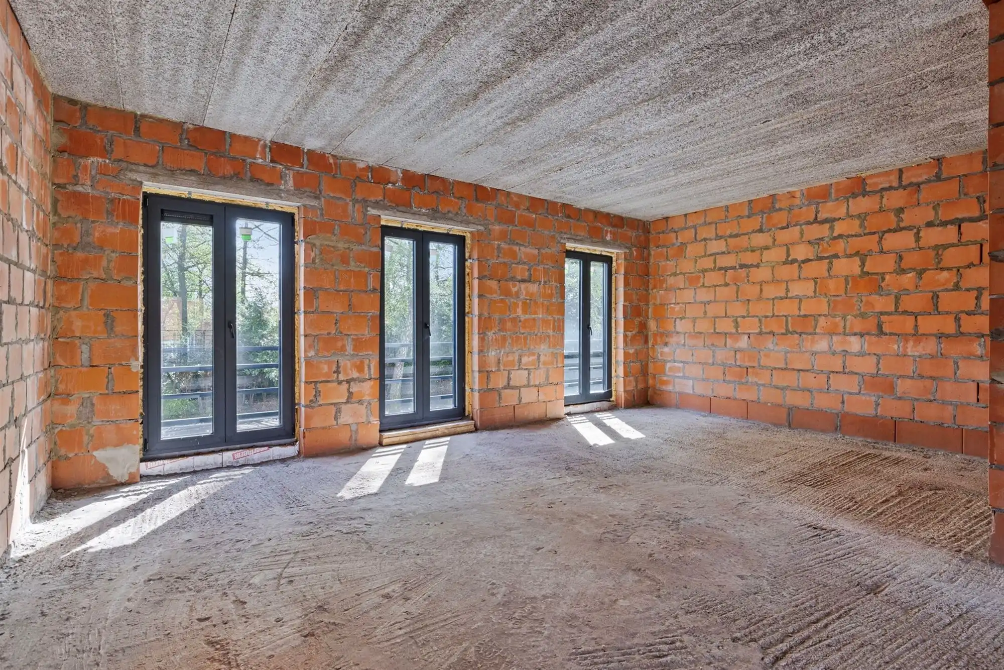 Casco gezinswoning met tuin op toplocatie in Kapellen foto 5